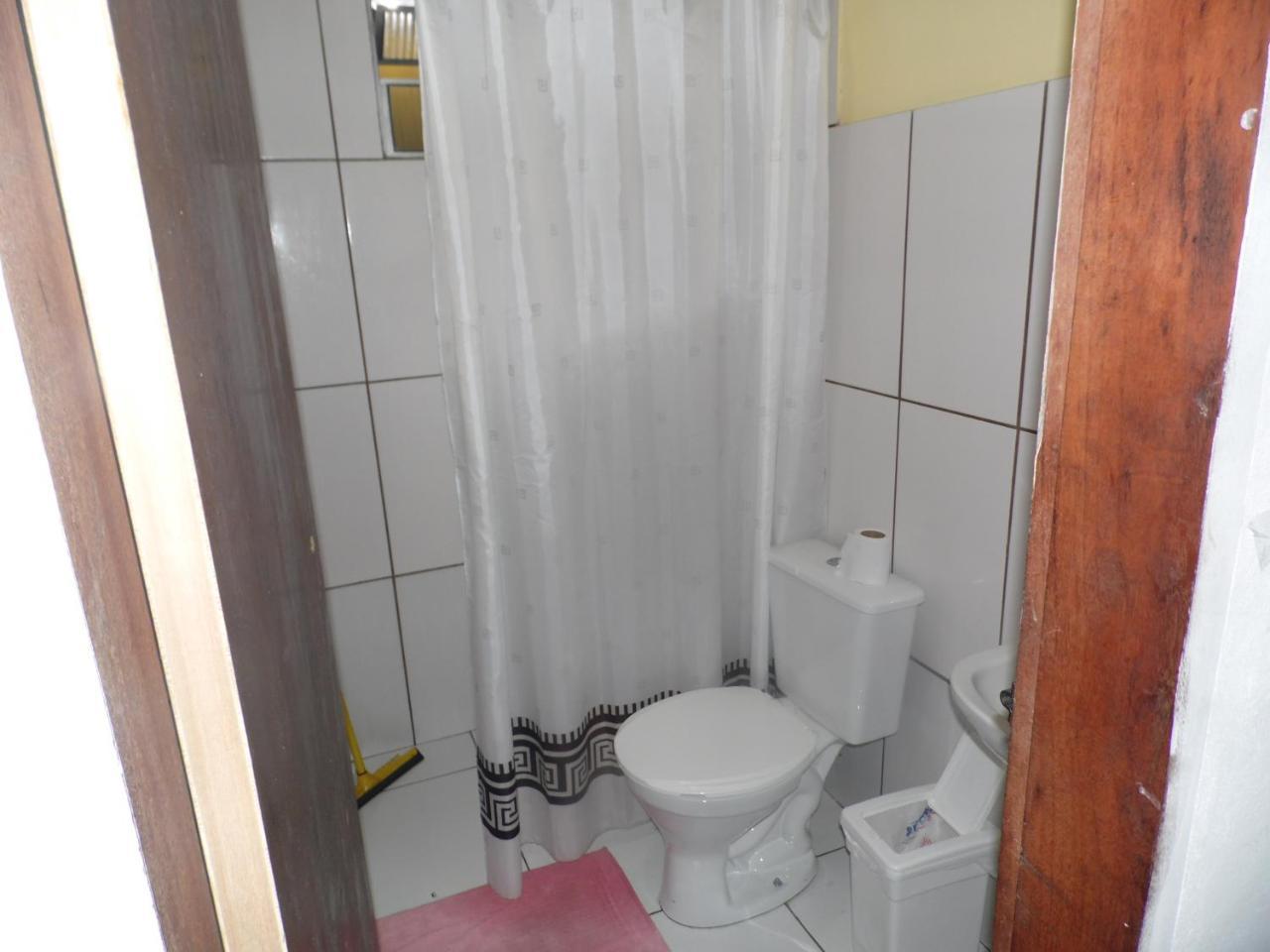 Livina Hostel Парати Экстерьер фото